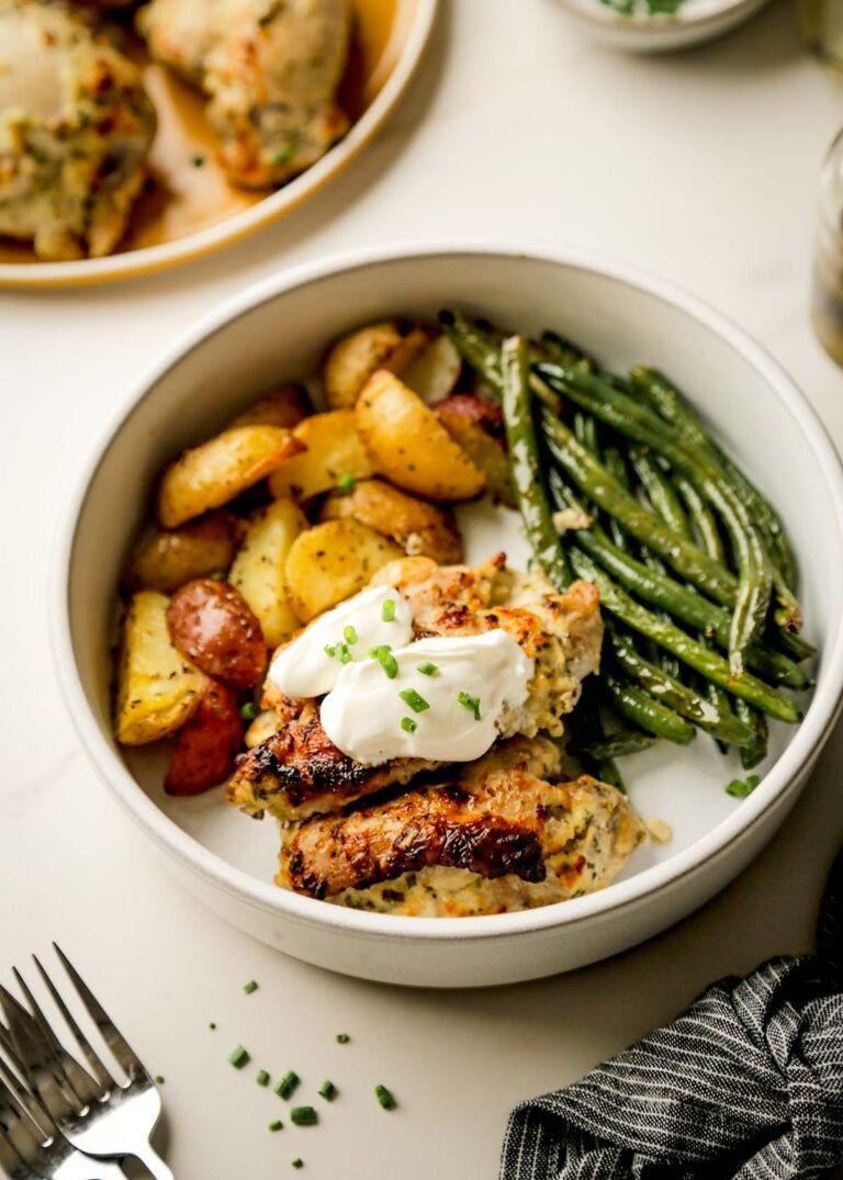 Baked Sour Cream and Chive Chicken Recipe