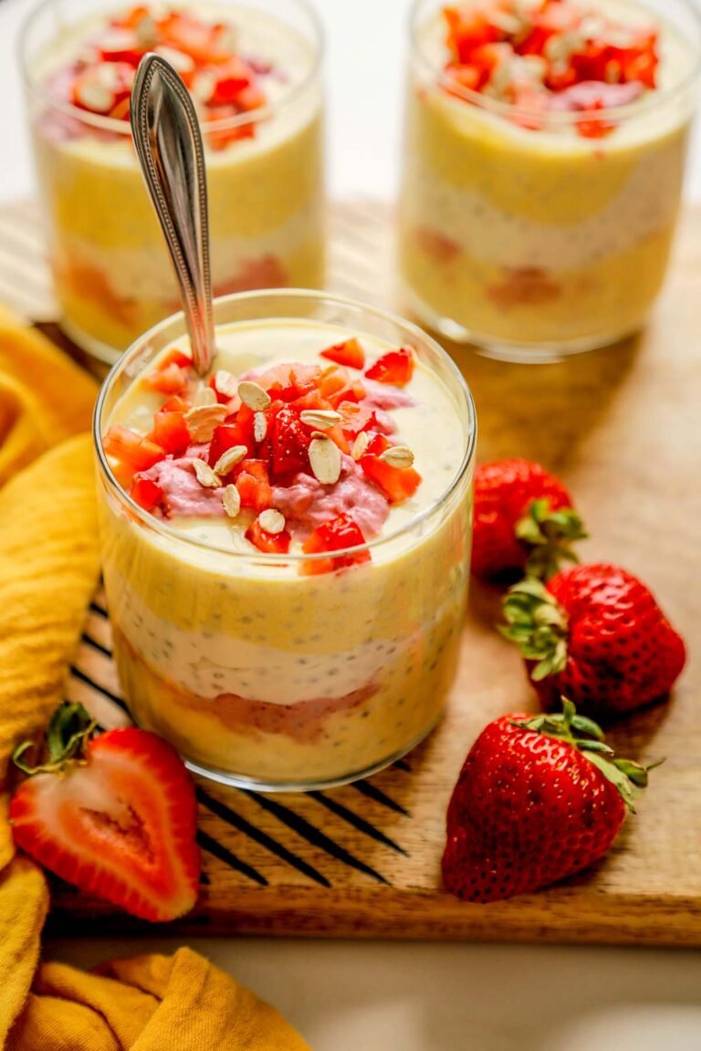 Strawberry Lemonade Greek Yogurt Chia Pudding