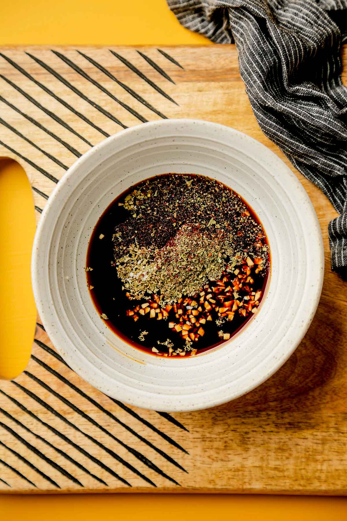 Easy Balsamic Vinaigrette Recipe