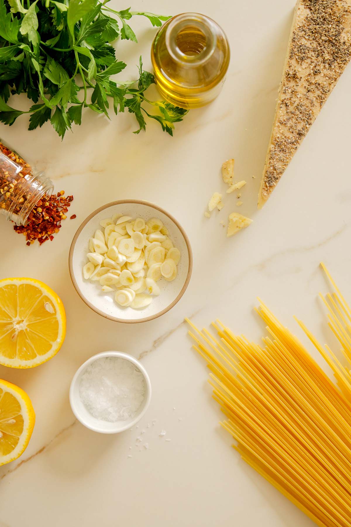 Aglio Oglio Ingredients