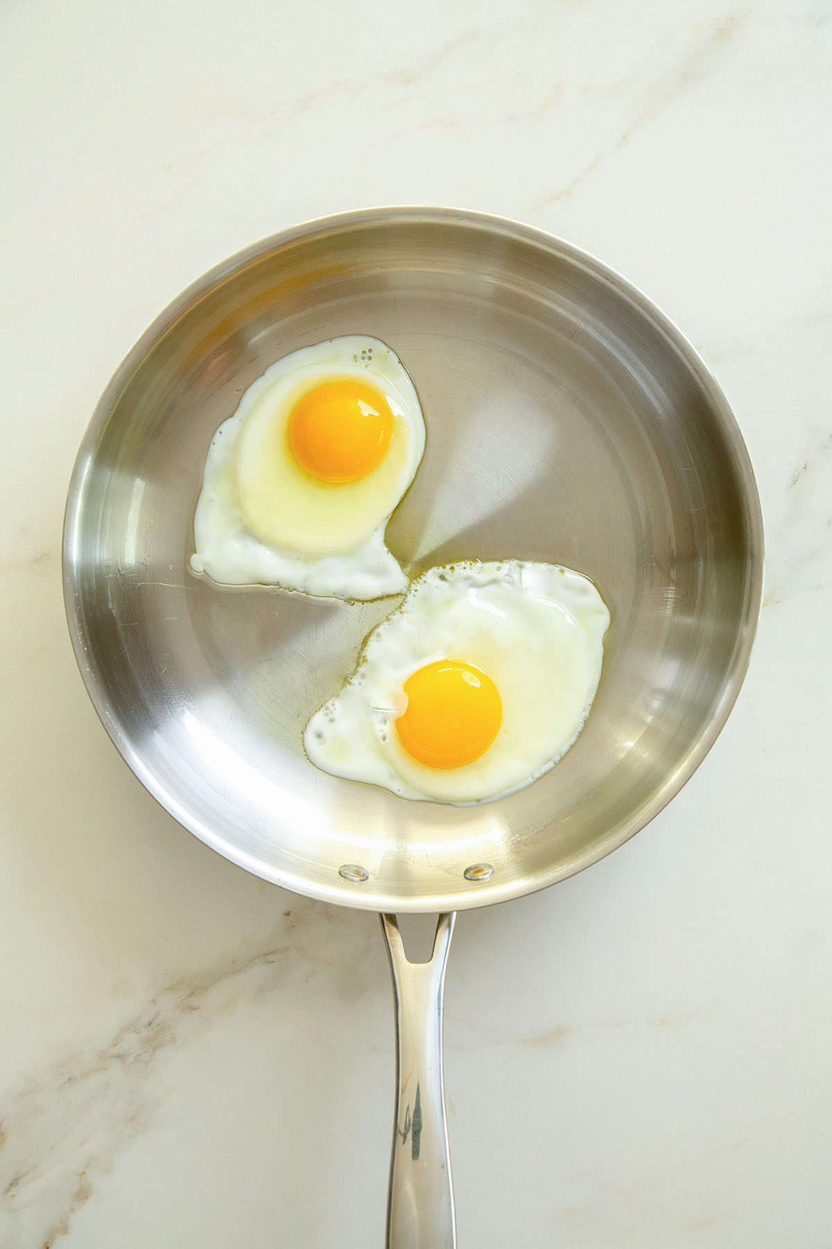 Sunny Up Eggs in a Skillet