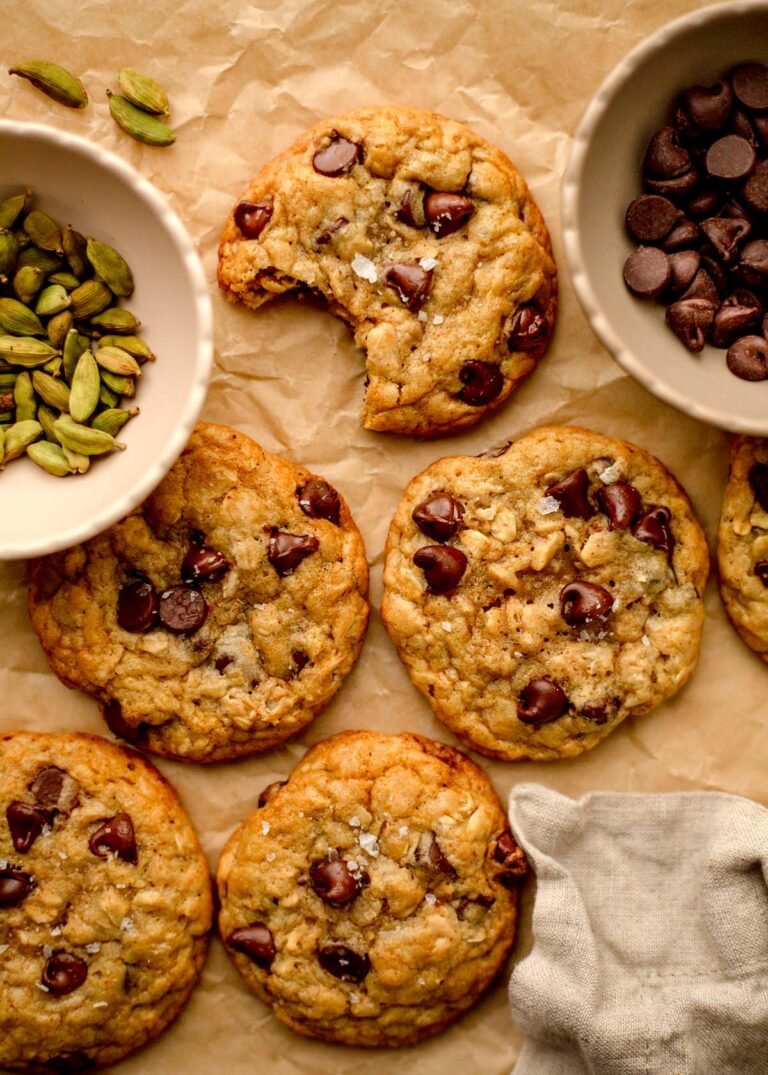 The best oatmeal chocolate chip cookies